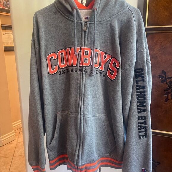 OSU Grey Cowboys Zippered Hoodie!